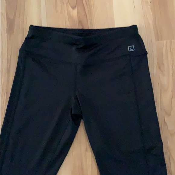 Material girl 3/4 leggings size XS - Picture 4 of 8